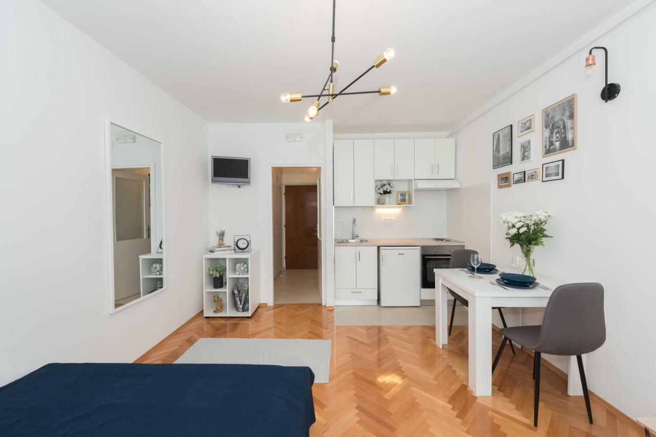 Apartment Var Lägenhet *